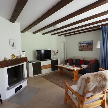 Appartamento Residenz La Mora La Punt-Chamues-ch Esterno foto